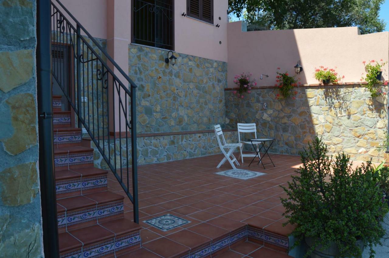 B&B Incantevole Vicolo Пирайно Екстериор снимка