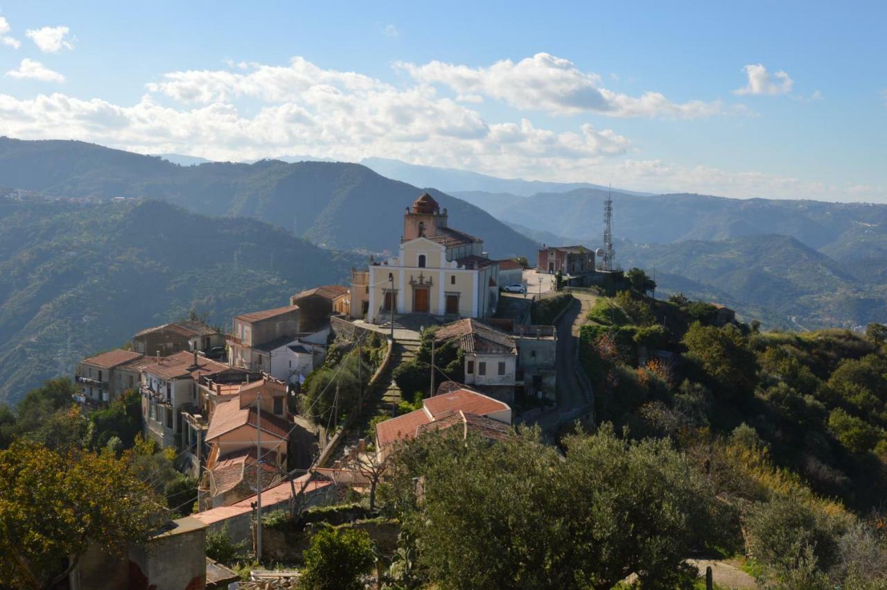 B&B Incantevole Vicolo Пирайно Екстериор снимка